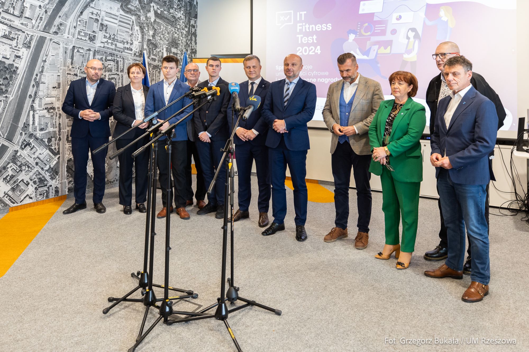 zdjęcie z konferencji prasowej Cyfrowa Polska, fot. Grzegorz Bukała, Urząd Miasta Rzeszowa